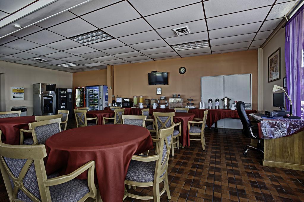 Bayview Inn And Suites Атлантик Сити Экстерьер фото
